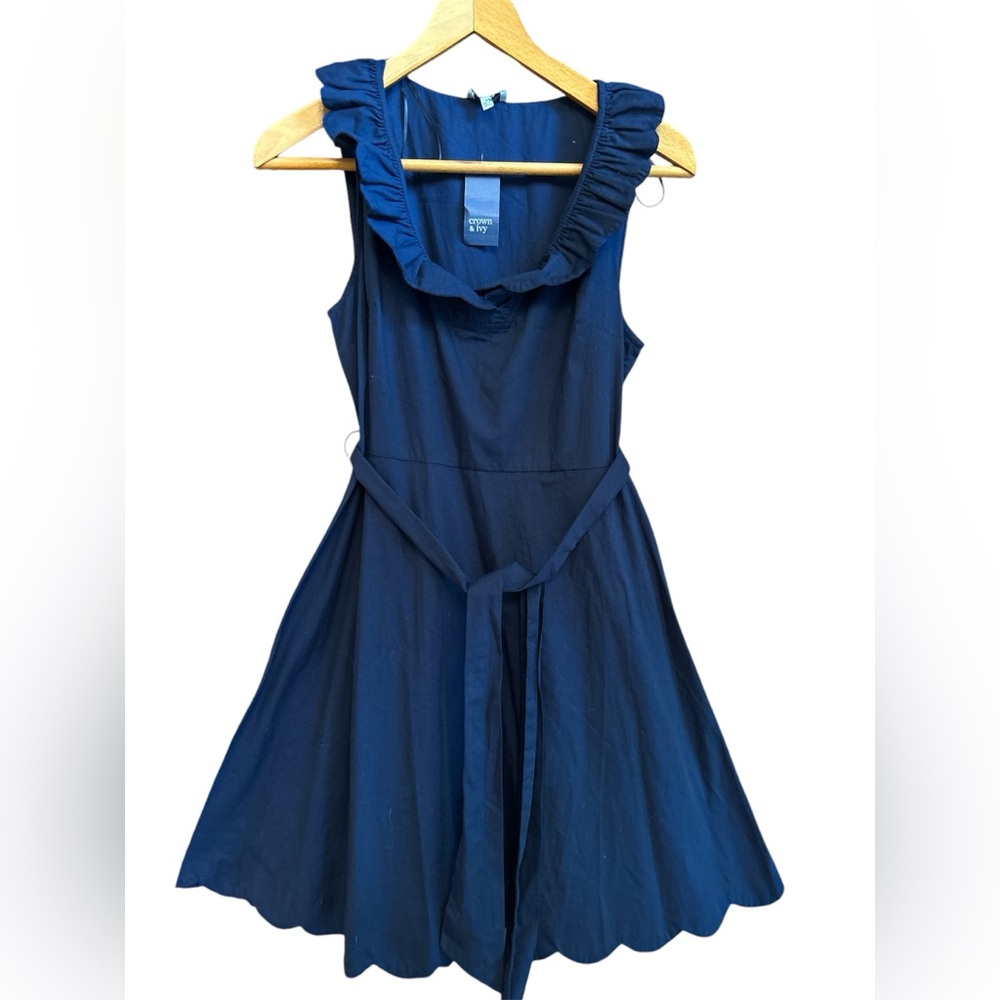 CROWN & IVY sleeveless, cotton, scalloped dress, navy, size M